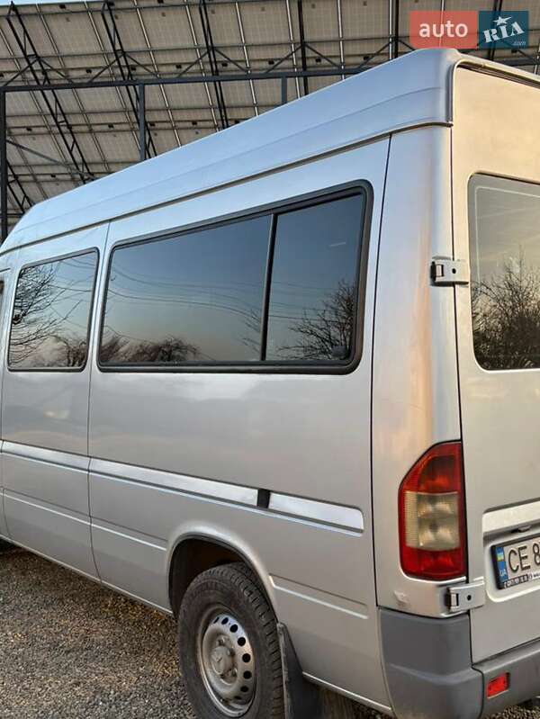Mercedes-Benz Sprinter 2004