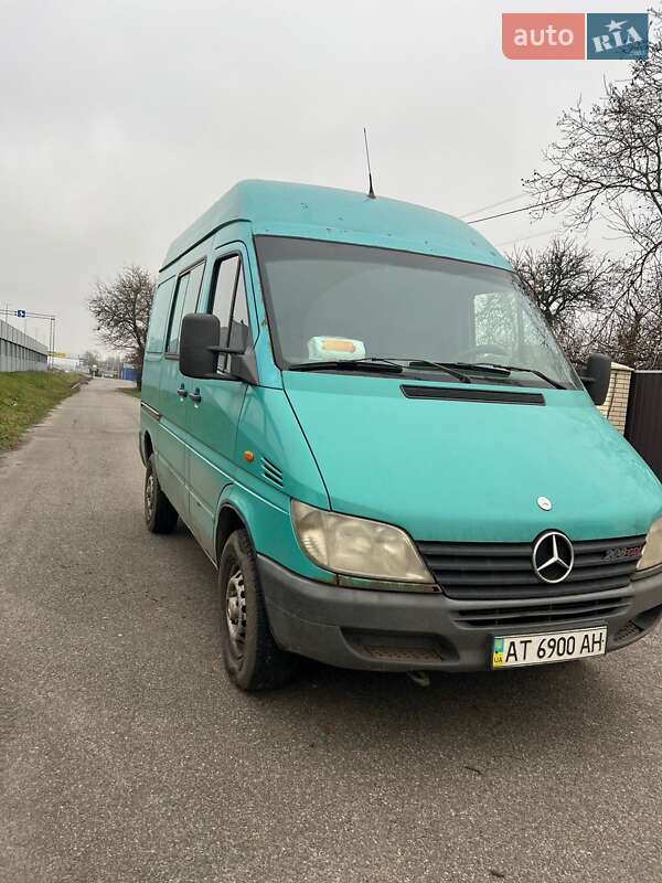 Грузовой фургон Mercedes-Benz Sprinter 2001 в Киеве