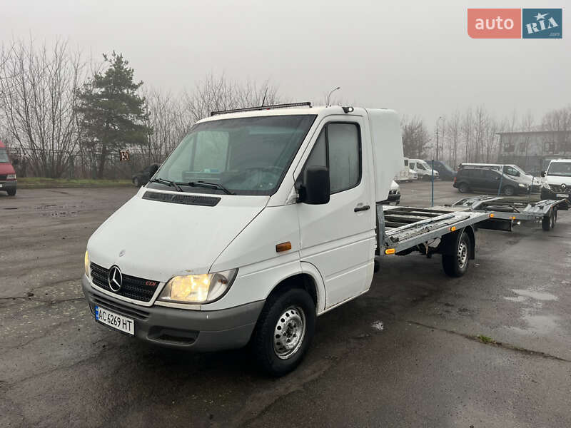 Mercedes-Benz Sprinter 2003
