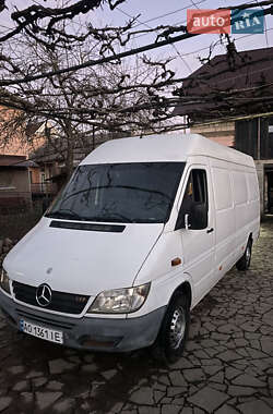 Вантажний фургон Mercedes-Benz Sprinter 2005 в Іршаві