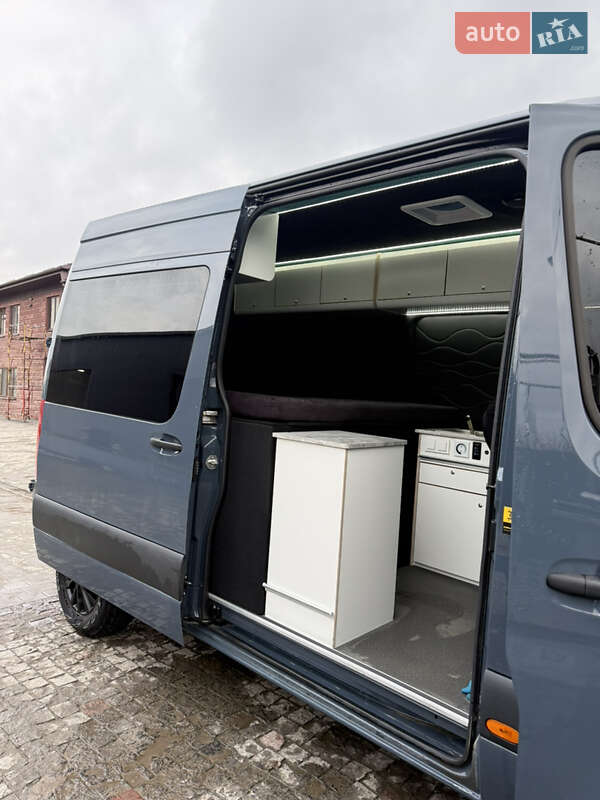 Дом на колесах Mercedes-Benz Sprinter 2021 в Лановцах