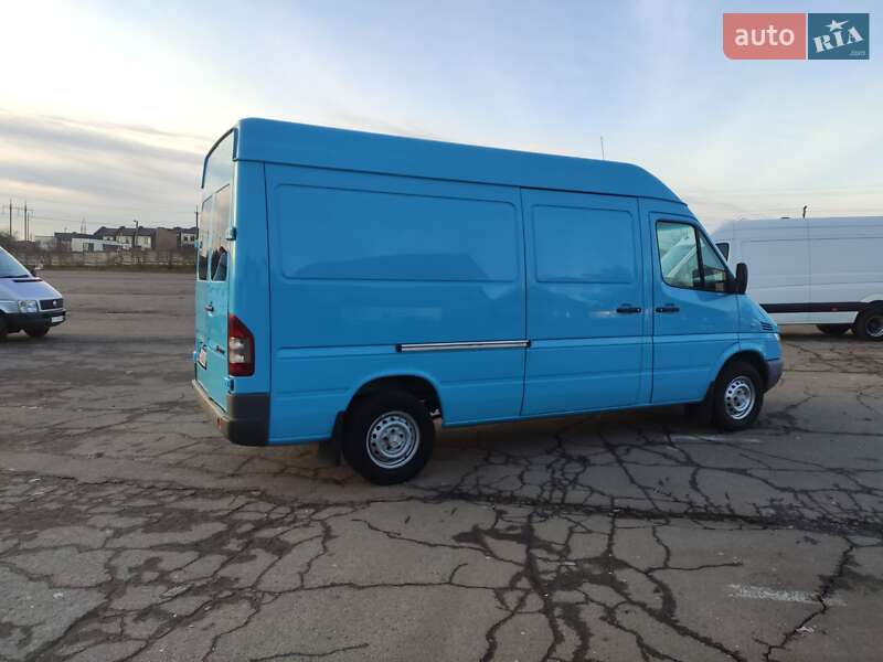 Вантажний фургон Mercedes-Benz Sprinter 2005 в Рівному