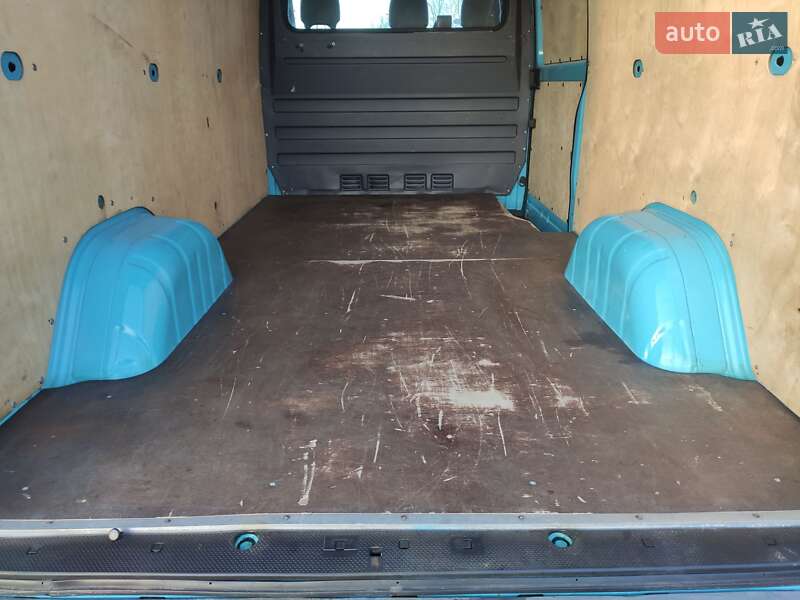 Вантажний фургон Mercedes-Benz Sprinter 2005 в Рівному