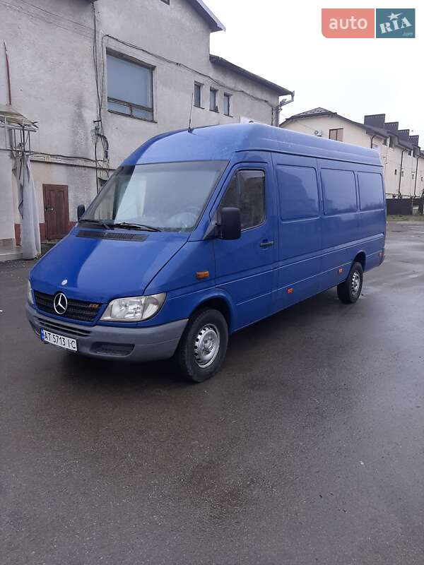 Mercedes-Benz Sprinter 2005