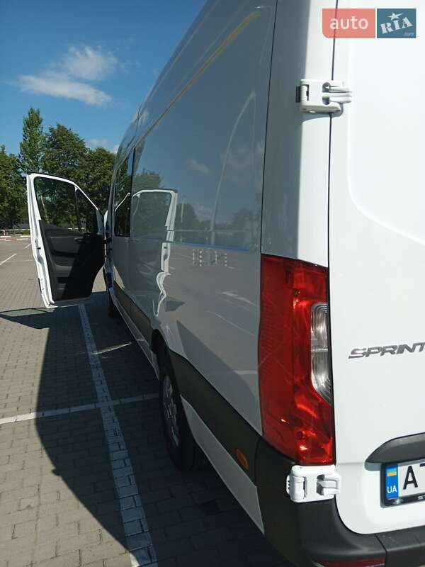 Мінівен Mercedes-Benz Sprinter 2022 в Івано-Франківську фото 3 Мінівен Mercedes-Benz Sprinter 2022 в Івано-Франківську