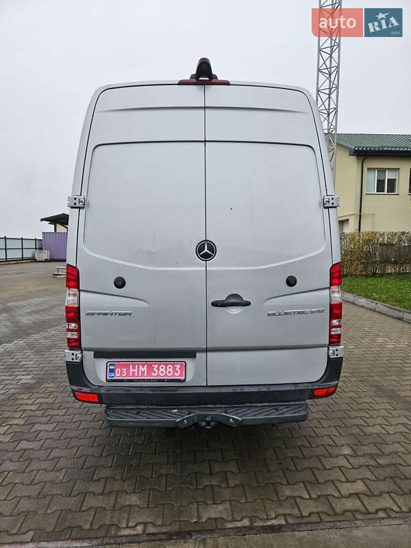 Вантажний фургон Mercedes-Benz Sprinter 2016 в Рожище