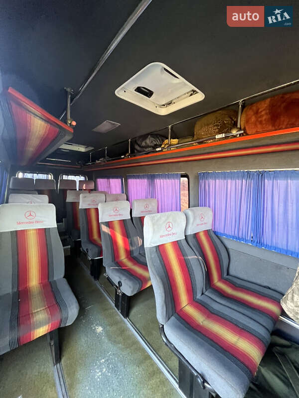 Mercedes-Benz Sprinter 2000