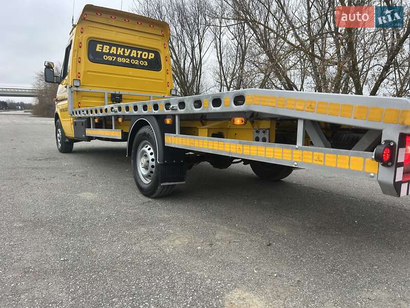 Евакуатор Mercedes-Benz Sprinter 2000 в Тернополі