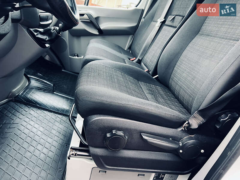 Вантажний фургон Mercedes-Benz Sprinter 2016 в Тячеві