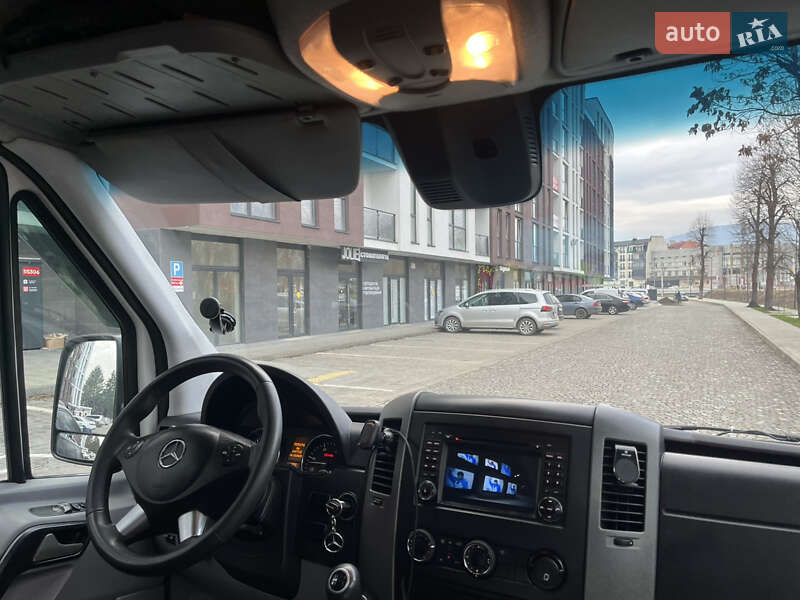 Микроавтобус Mercedes-Benz Sprinter 2014 в Сваляве
