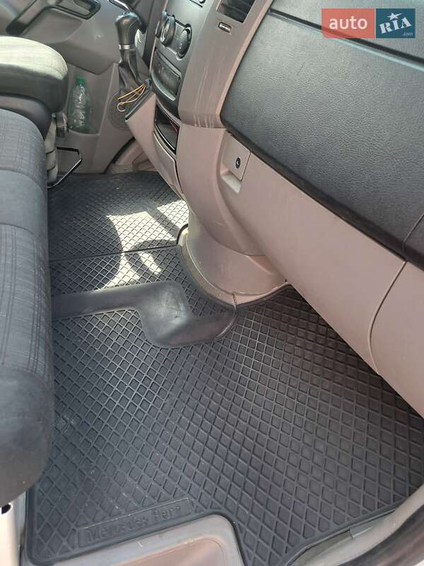 Вантажний фургон Mercedes-Benz Sprinter 2015 в Сумах