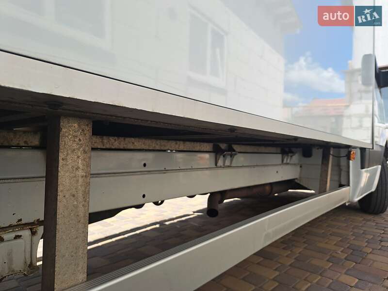 Вантажний фургон Mercedes-Benz Sprinter 2015 в Сумах