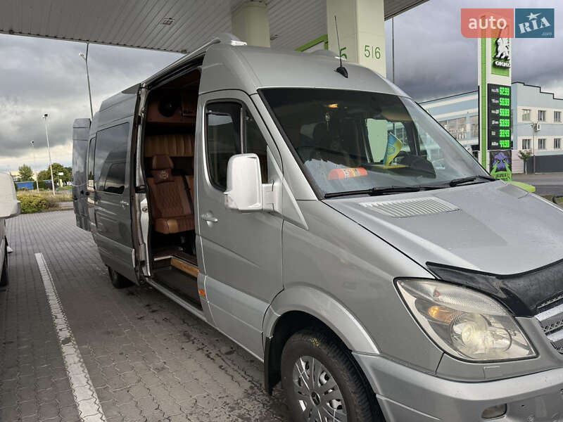 Mercedes-Benz Sprinter 2012
