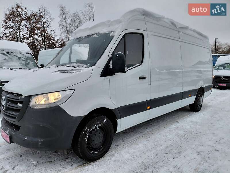 Вантажний фургон Mercedes-Benz Sprinter 2021 в Івано-Франківську