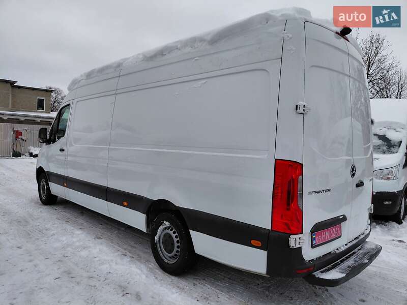 Вантажний фургон Mercedes-Benz Sprinter 2021 в Івано-Франківську