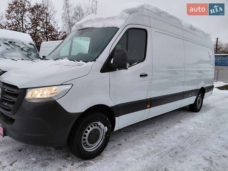 Вантажний фургон Mercedes-Benz Sprinter 2021 в Івано-Франківську