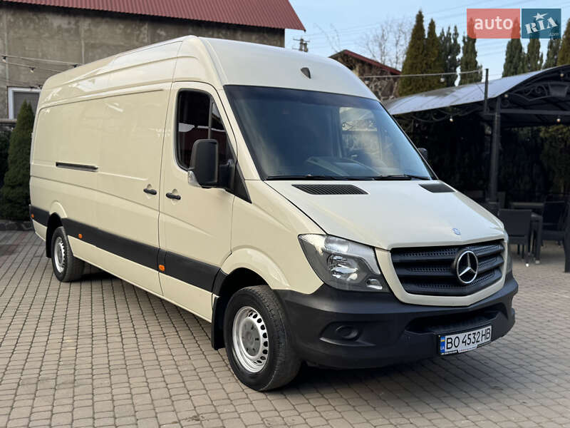 Грузовой фургон Mercedes-Benz Sprinter 2015 в Иршаве