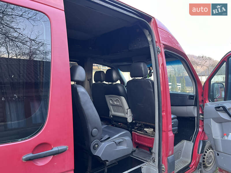 Мікроавтобус Mercedes-Benz Sprinter 2011 в Сваляві