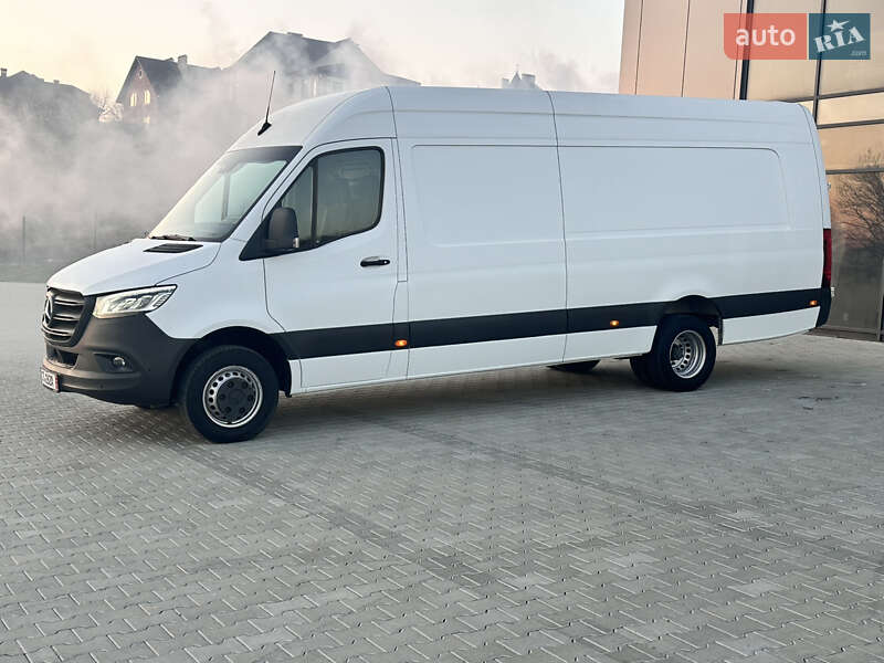 Вантажний фургон Mercedes-Benz Sprinter 2020 в Чернівцях