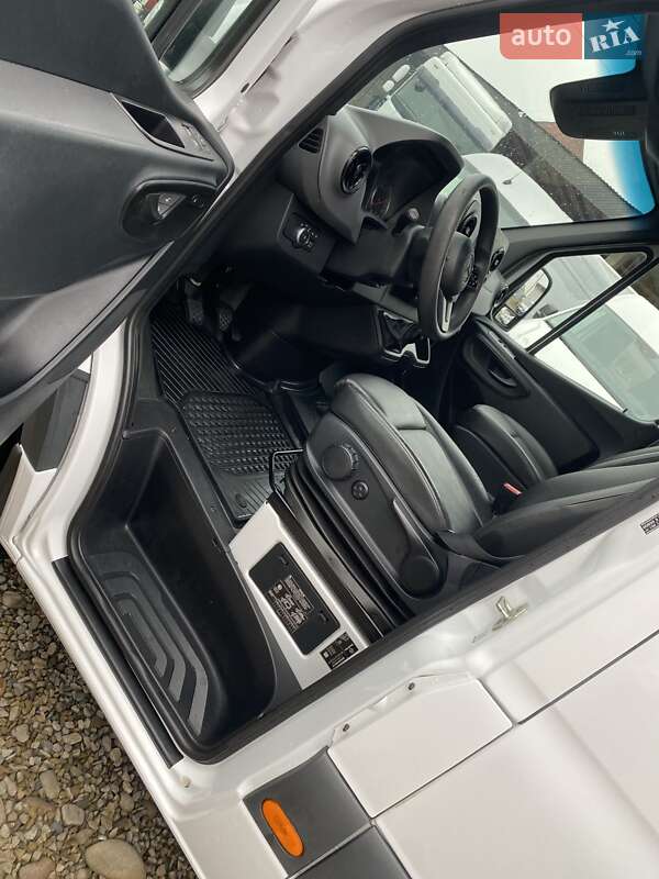 Вантажний фургон Mercedes-Benz Sprinter 2021 в Хусті