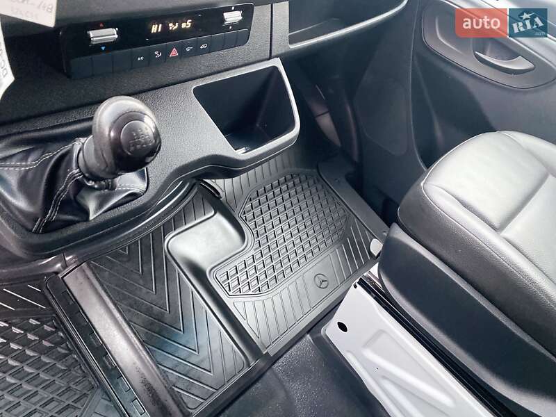 Вантажний фургон Mercedes-Benz Sprinter 2021 в Хусті