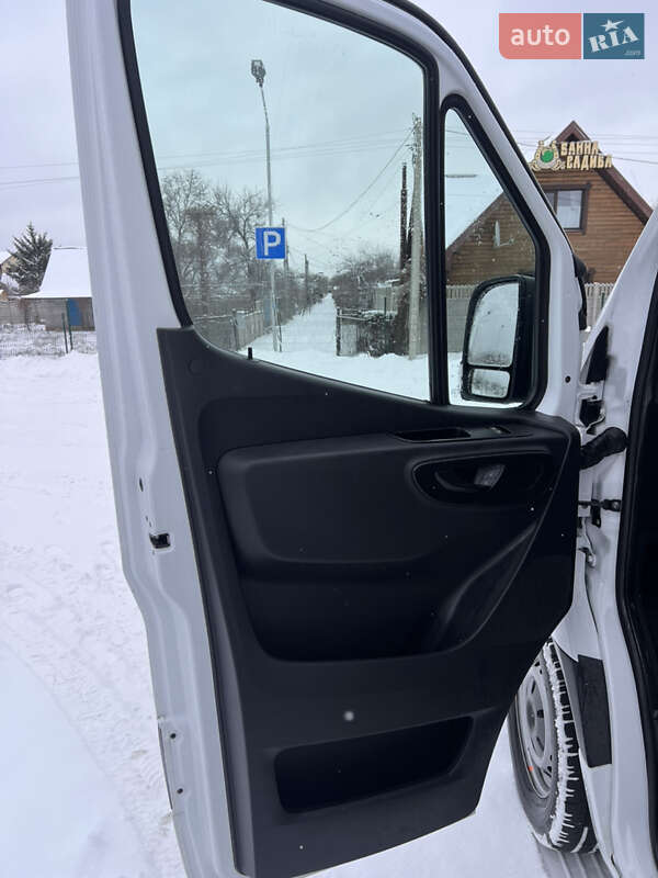 Вантажний фургон Mercedes-Benz Sprinter 2020 в Дніпрі