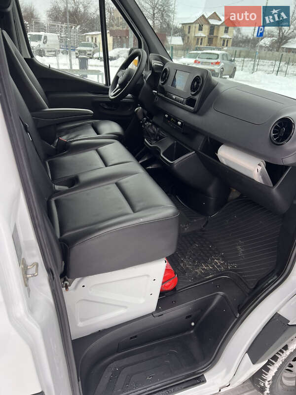 Вантажний фургон Mercedes-Benz Sprinter 2020 в Дніпрі