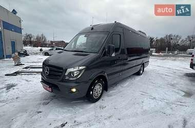 Туристичний / Міжміський автобус Mercedes-Benz Sprinter 2014 в Рівному