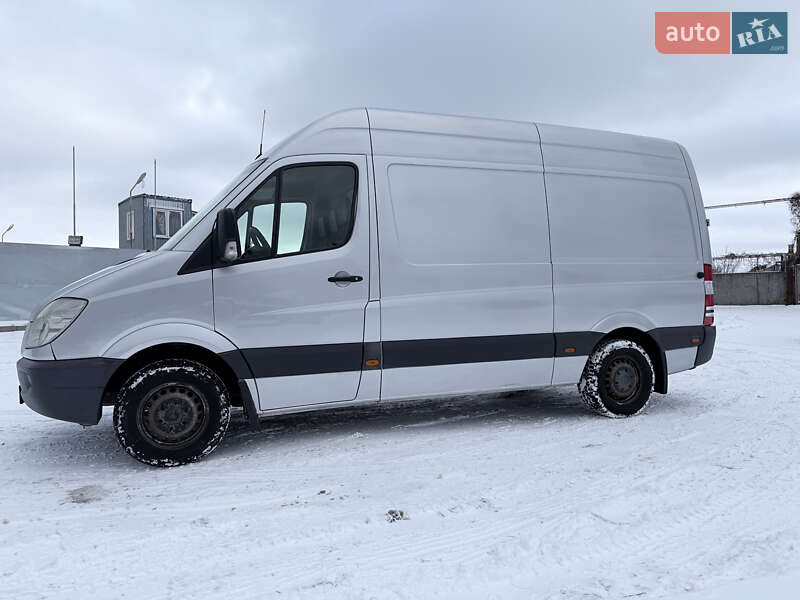 Вантажний фургон Mercedes-Benz Sprinter 2007 в Києві