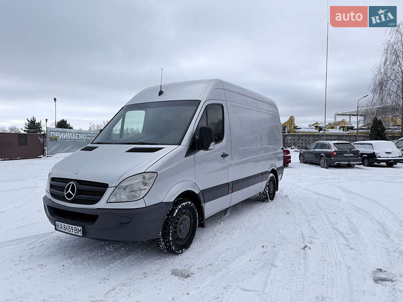 Вантажний фургон Mercedes-Benz Sprinter 2007 в Києві