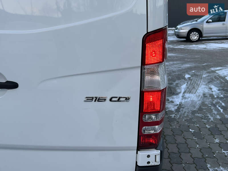 Вантажний фургон Mercedes-Benz Sprinter 2018 в Чернівцях