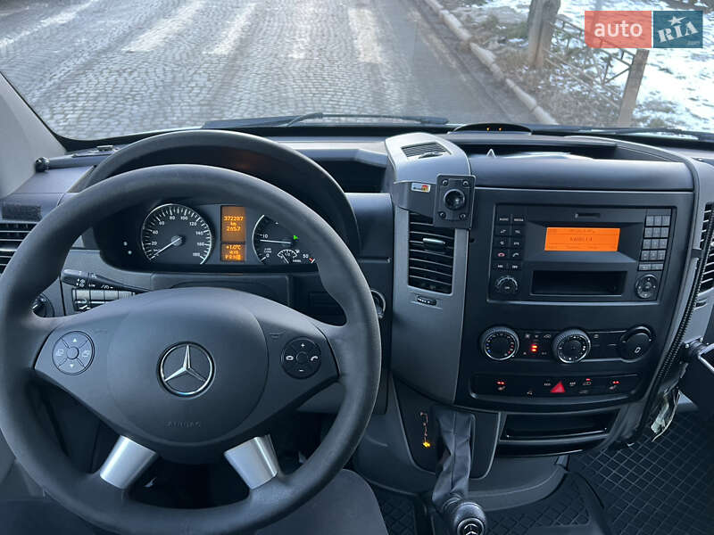 Вантажний фургон Mercedes-Benz Sprinter 2018 в Чернівцях