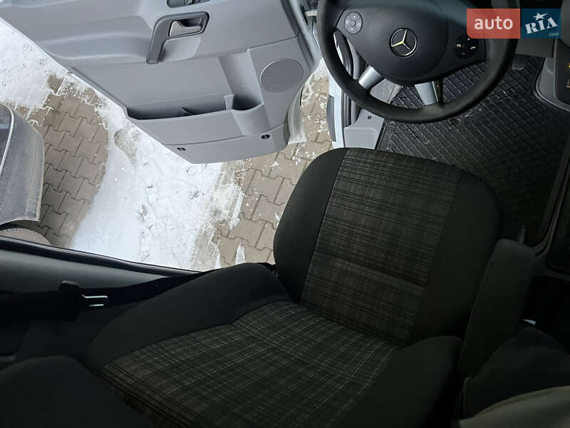 Вантажний фургон Mercedes-Benz Sprinter 2018 в Чернівцях