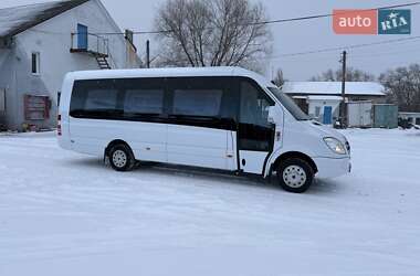 Туристический / Междугородний автобус Mercedes-Benz Sprinter 2012 в Хотине