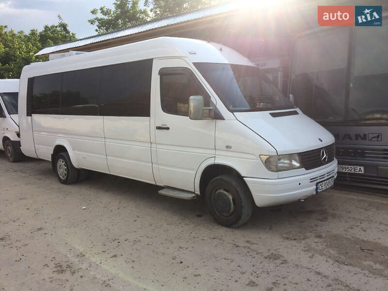 Туристичний / Міжміський автобус Mercedes-Benz Sprinter 1997 в Чернівцях