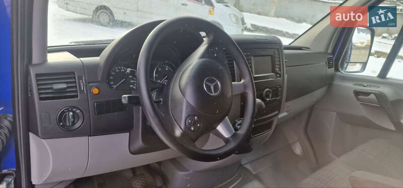Вантажний фургон Mercedes-Benz Sprinter 2018 в Рівному