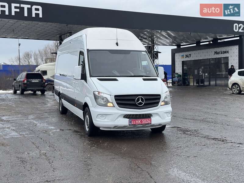 Вантажний фургон Mercedes-Benz Sprinter 2017 в Дубні
