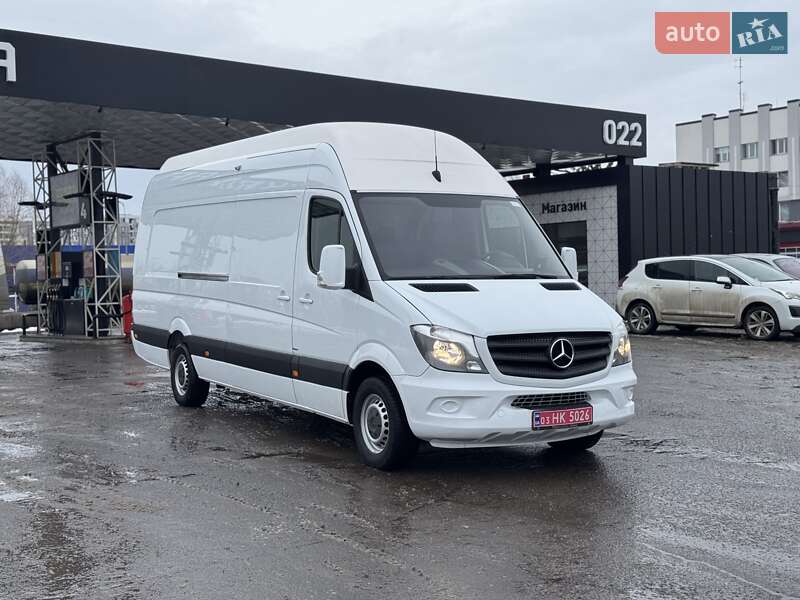 Вантажний фургон Mercedes-Benz Sprinter 2017 в Дубні