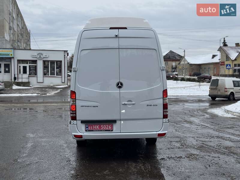Вантажний фургон Mercedes-Benz Sprinter 2017 в Дубні