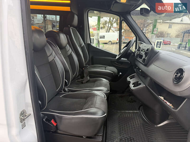 Вантажний фургон Mercedes-Benz Sprinter 2021 в Чернівцях