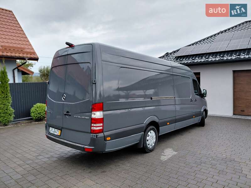 Вантажний фургон Mercedes-Benz Sprinter 2017 в Долині