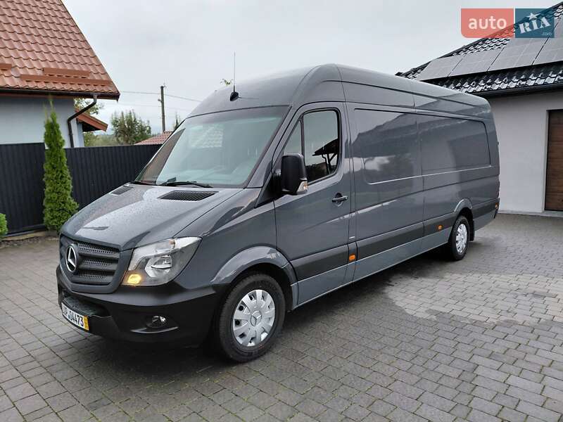 Вантажний фургон Mercedes-Benz Sprinter 2017 в Долині