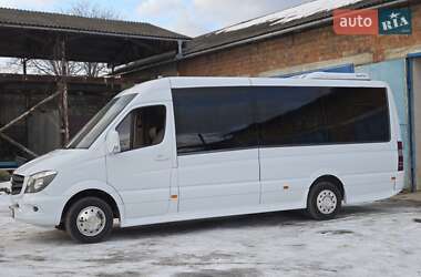 Туристический / Междугородний автобус Mercedes-Benz Sprinter 2015 в Черновцах