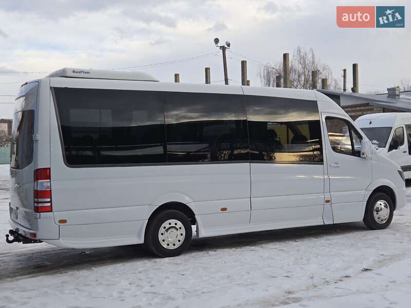 Туристичний / Міжміський автобус Mercedes-Benz Sprinter 2015 в Чернівцях