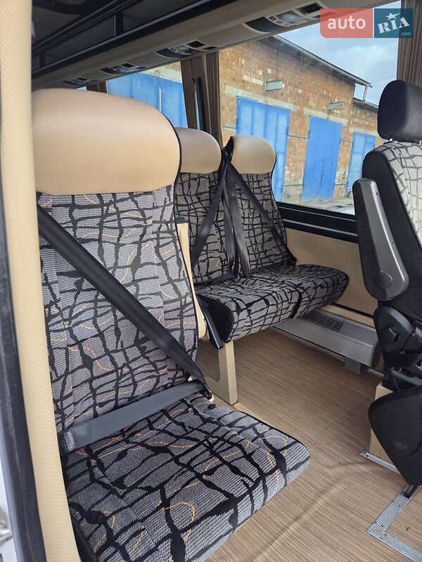 Туристичний / Міжміський автобус Mercedes-Benz Sprinter 2015 в Чернівцях
