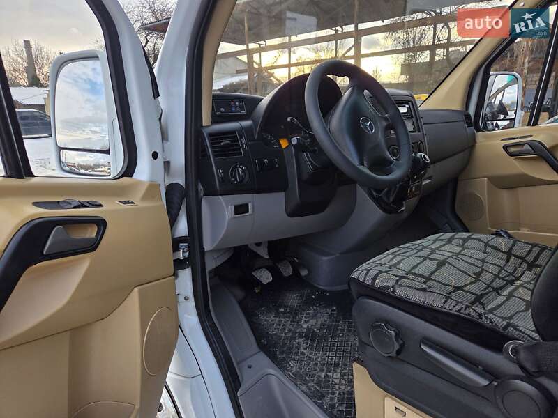 Туристичний / Міжміський автобус Mercedes-Benz Sprinter 2015 в Чернівцях