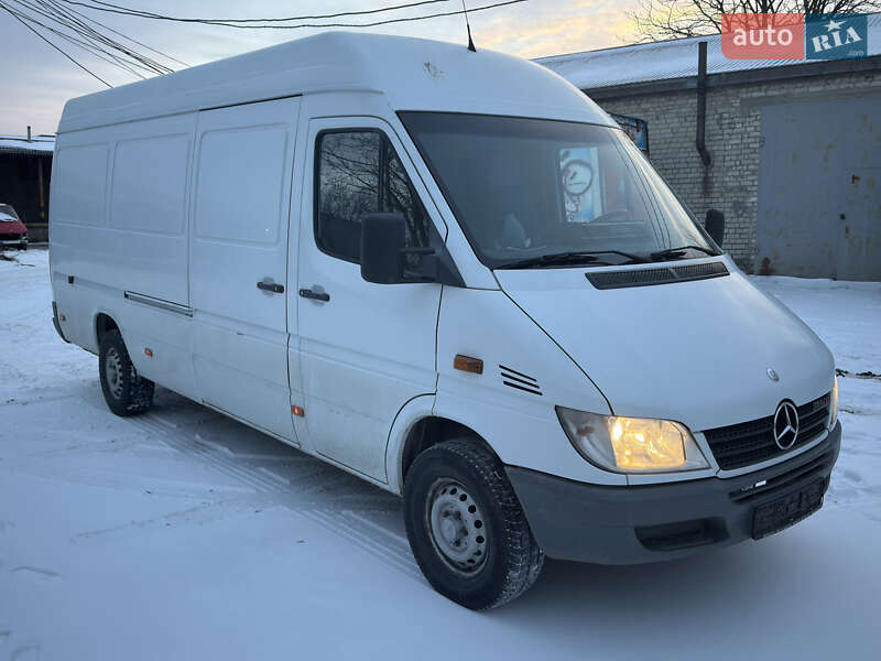 Грузовой фургон Mercedes-Benz Sprinter 2006 в Ровно фото 10 Грузовой фургон Mercedes-Benz Sprinter 2006 в Ровно