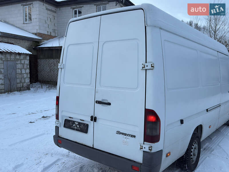 Грузовой фургон Mercedes-Benz Sprinter 2006 в Ровно фото 21 Грузовой фургон Mercedes-Benz Sprinter 2006 в Ровно