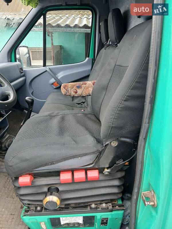 Грузопассажирский фургон Mercedes-Benz Sprinter 1999 в Запорожье фото 4 Грузопассажирский фургон Mercedes-Benz Sprinter 1999 в Запорожье