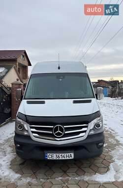 Седан Mercedes-Benz Sprinter 2015 в Черновцах